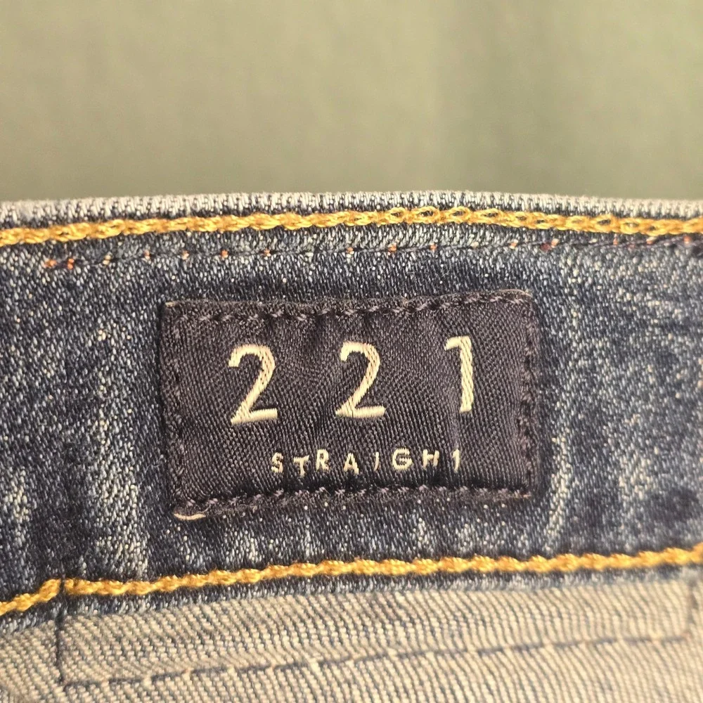 Lucky Brand 221 Straight Leg Jeans Mens 40x32‎ Medium Wash Blue Denim Pants